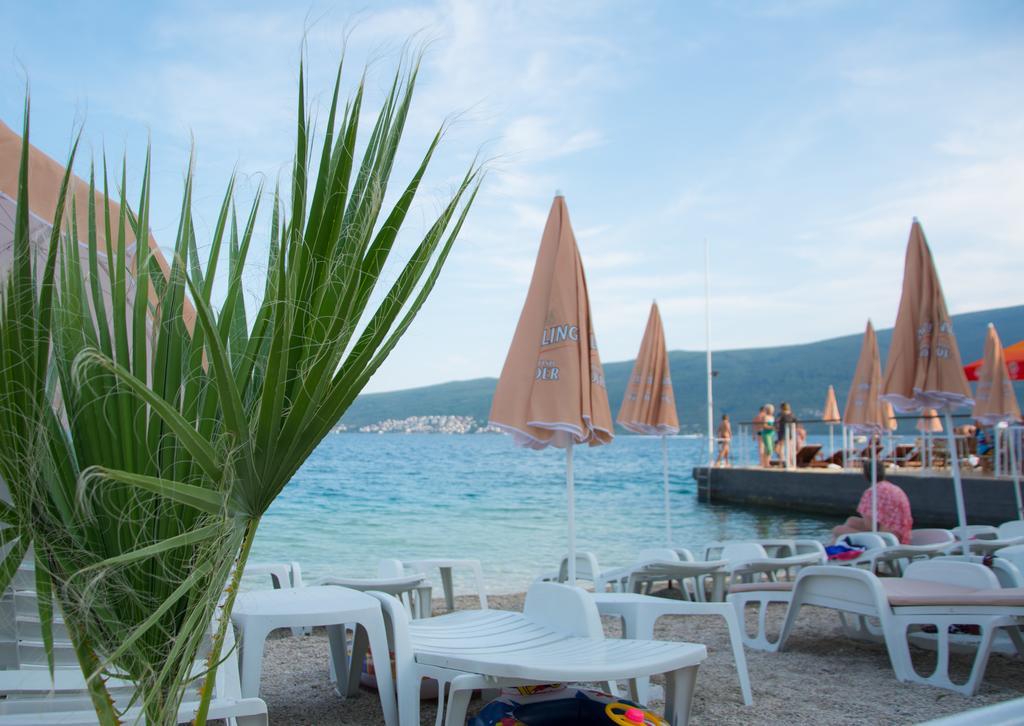Adriadome Apartments Bijela Kültér fotó