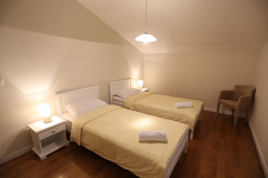 Adriadome Apartments Bijela Kültér fotó