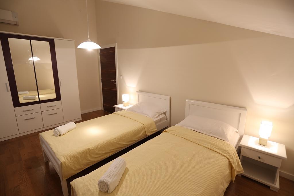 Adriadome Apartments Bijela Kültér fotó
